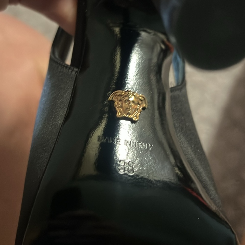 Versace shoes - Picture 9 of 11